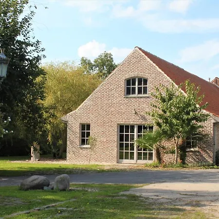 't Zwaluwnest Bed & Breakfast Heuvelland