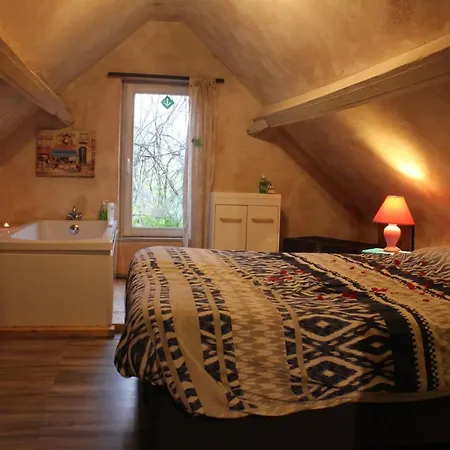 't Zwaluwnest 3*