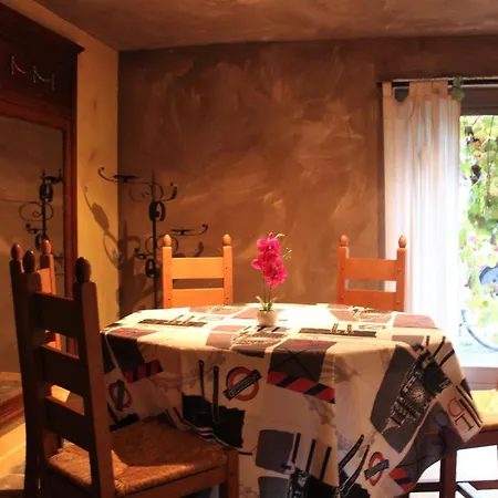 't Zwaluwnest Bed & Breakfast Heuvelland