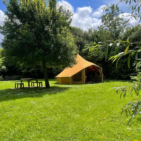 't Zwaluwnest Bed & Breakfast 3*